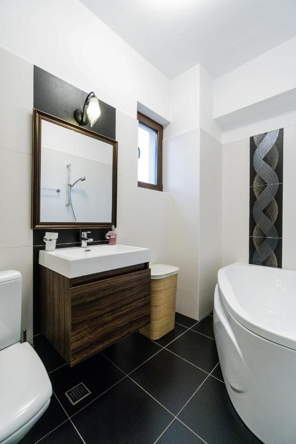 Luxury Baneasa Apartment Букурещ Екстериор снимка